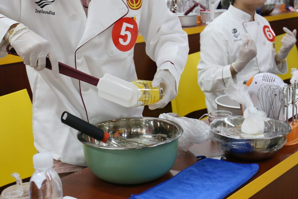 The clouds are fragrant, and the ingenuity is baked! The 2025 Employee Vocational Skills Competition ended successfully! 10 IMG 1283 1