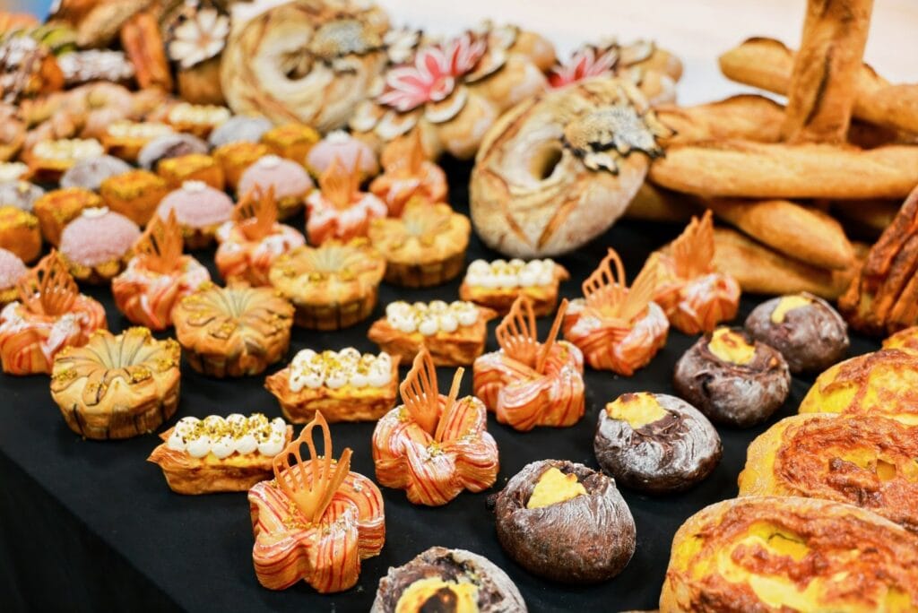 The 2025 China-ASEAN Baking Industry Symposium was successfully held in Jakarta 5 QSQ 3792 opq4070895072