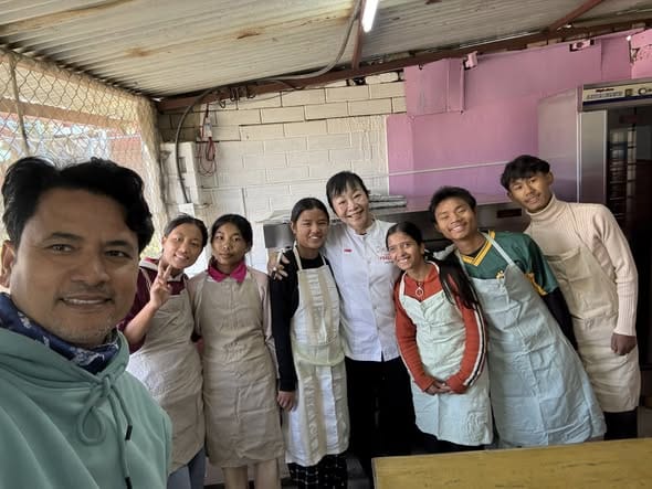 SANNENG Sanneng × Swee Heng Ruixing|The Warm Baking Power of Cross-Border Connections 8 587324618 10162898480948155 6910872070108876099 n